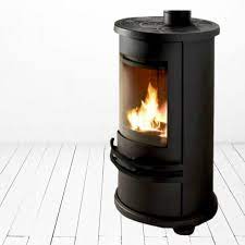 Купить Печь-камин Invicta Orense в интерьере чугунная в Гомеле в Гомеле