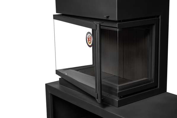 Камин МАДРИД на дровнике Гигант слева черный\белый шамот в Гомеле