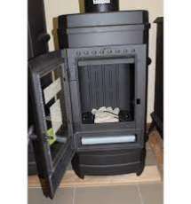 Печь-камин чугунный Invicta Remilly в интерьере Амазонка бай фото в Гомеле