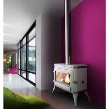 Печь-камин чугунный Invicta Bradford в интерьере Амазонка бай фото в Гомеле