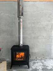 Купить чугунный Печь-камин EVEREST S13 в Гомеле фото в интерьере в Гомеле