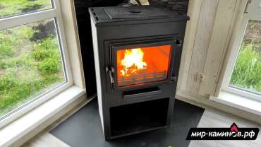 Недорогая печь-камин ЭТНА (Панорама) с плитой и теплообменником Амазонка бай фото в Гомеле