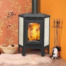 Стальной камин Бавария угловая Амазонка бай фото в интерьере в Гомеле