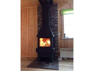 Недорогой камин Бавария 3 стекла чёрная фото в интерьере в Гомеле