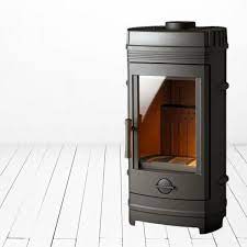 Печь-камин Invicta Cassine чугун в интерьере Амазонка бай фото в Гомеле