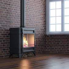 Печь-камин Invicta Siam в интерьере Амазонка бай фото в Гомеле