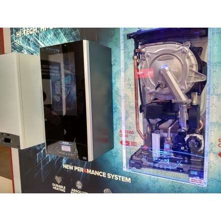 Конденсационный газовый котел Ariston GENUS ONE SYSTEM 24 в Гомеле