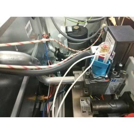 Газовый котел Ariston CARES XC 18 FF в Гомеле